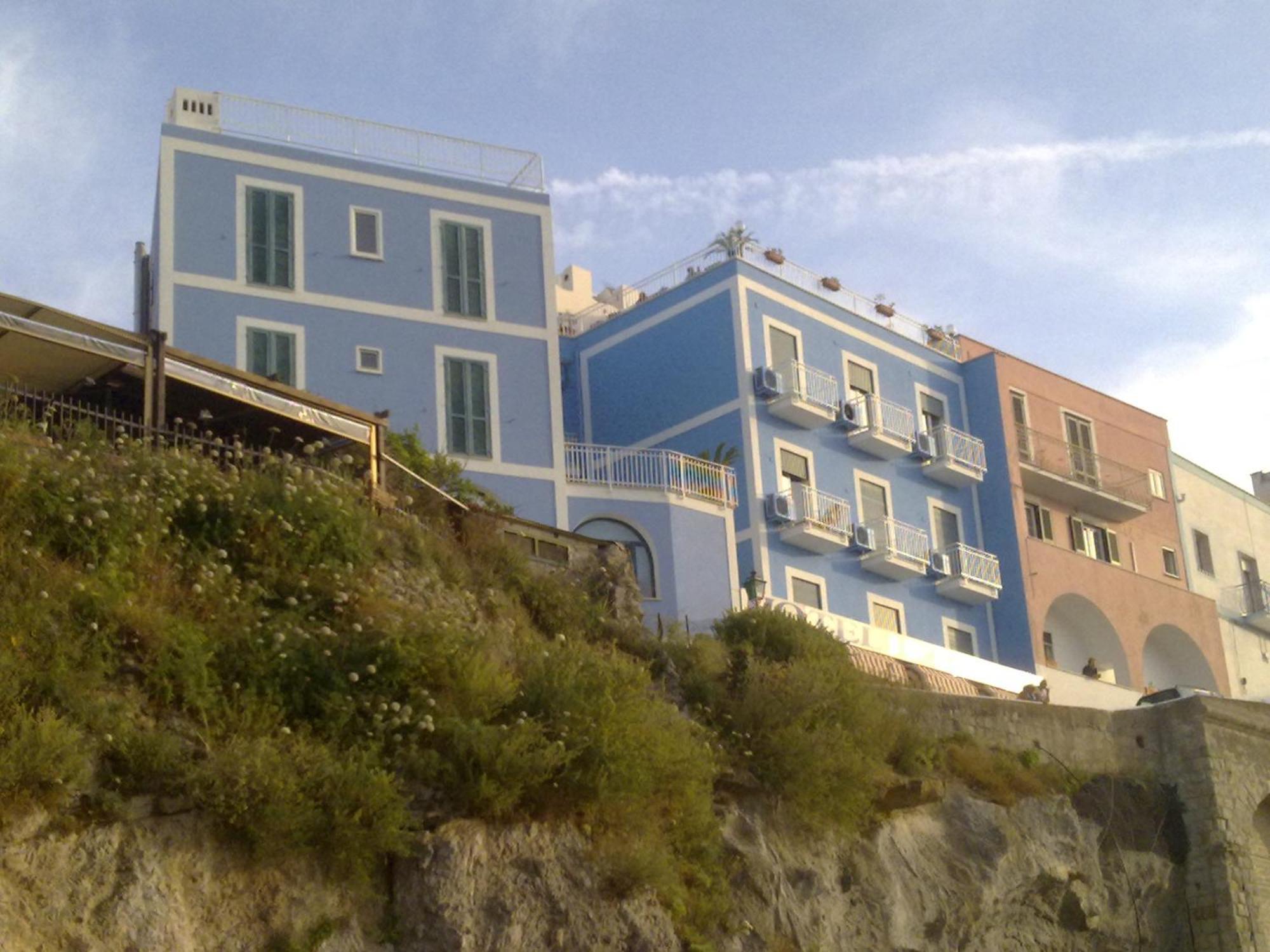Hotel La Baia Ponza Exteriör bild