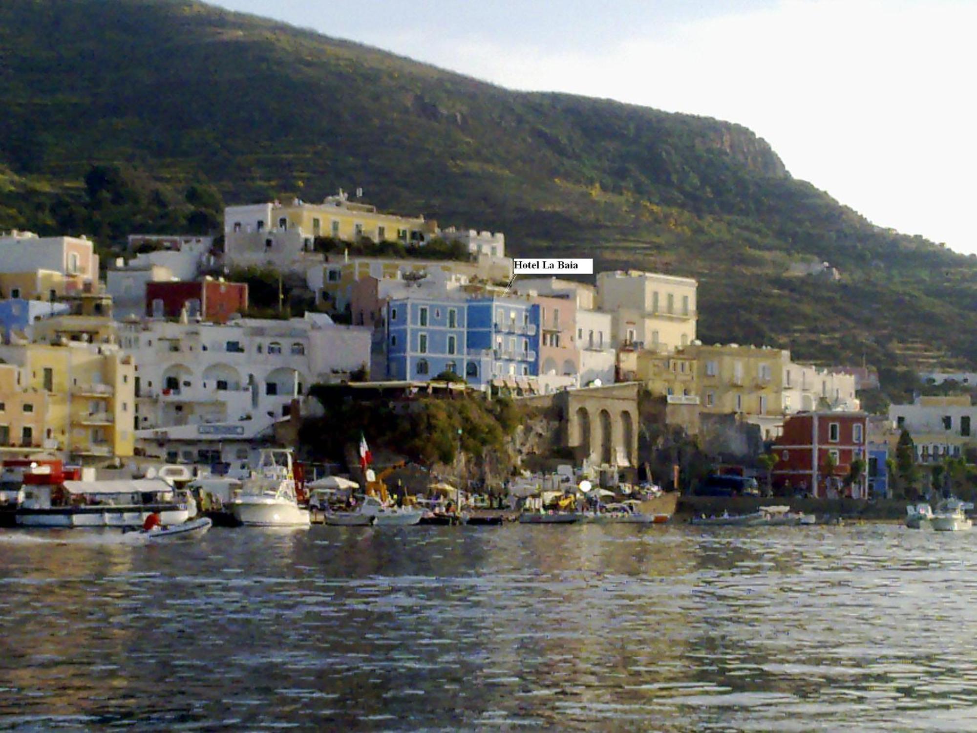Hotel La Baia Ponza Exteriör bild